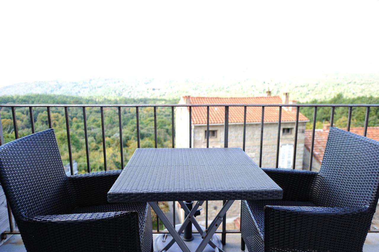 Appartement Du Tourisme Zonza Exteriör bild