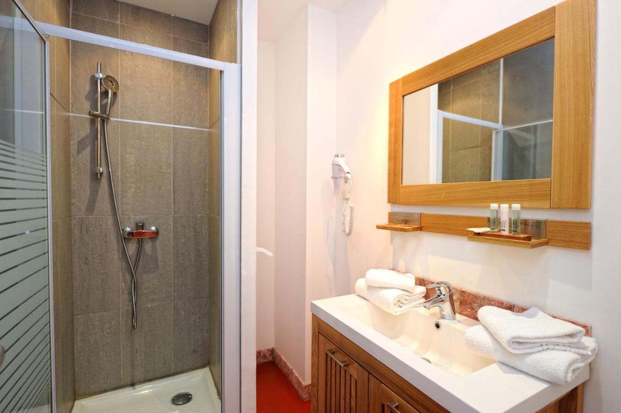 Appartement Du Tourisme Zonza Exteriör bild